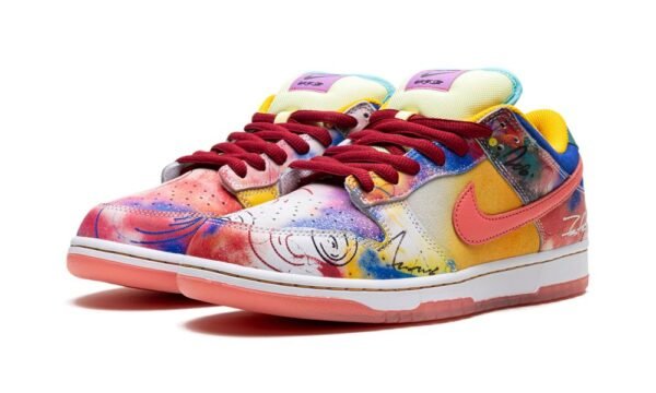 Dunk Low SB "Friends & Family - Futura Laboratories - Sunblush" - Image 5