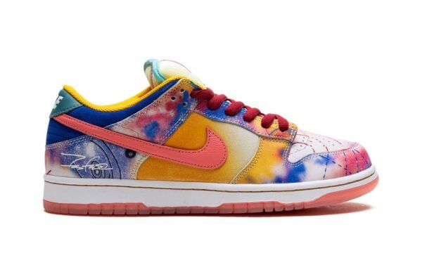 Dunk Low SB "Friends & Family - Futura Laboratories - Sunblush" - Image 2