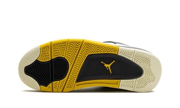 Air Jordan 4 WMNS "Vivid Sulfur" - Image 2